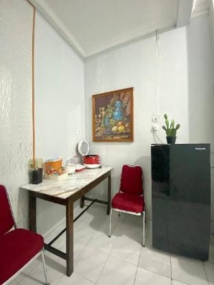 Homestay Flamboyan 2 Vacation rental in Special Region of Yogyakarta