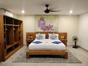 Beautiful 3 bedroom villa with pool and gym Villa in Rawai