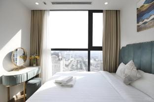 Apt 2Br Vinhomes Skylake Near KeangNam Apartment in Laos