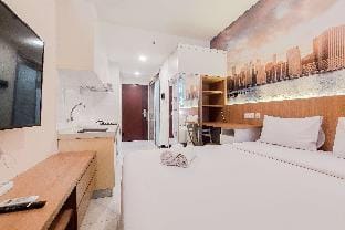 Cozy Living Comfy Studio Sky House BSD By Travelio Apartment in West Java