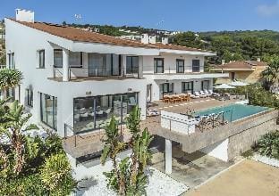 Villa Giga. Luxurious with a fantastic sea view Villa in Andalusia