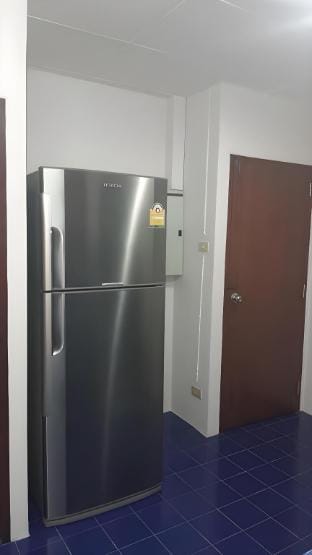 near BTS Thonglor, Emporium, Samittivej hospital Apartment in Bangkok