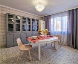 Уютная квартира в центре, люкс Apartment in Almaty
