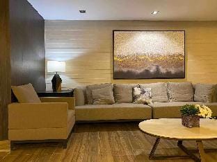 Modern 1br Condo w/ View near Airport & Sky Way - 5759 Apartment in Makati