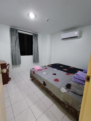 2 min to beach Apartment 3 rooms Apartment in Perak