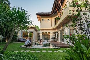 Luxury 3BedRoom - Villa K - Central Seminyak Villa in North Kuta