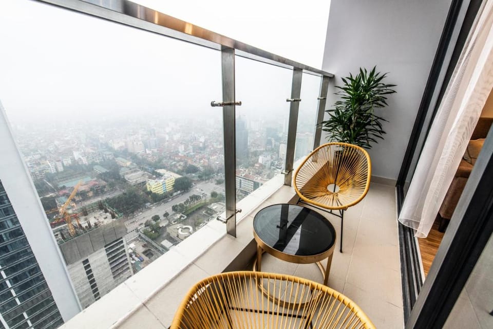 Hi-Home - Vinhomes Metropolis Apartment in Hanoi