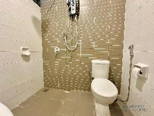 Palazio Mount Austin•Studio 4Pax WiFi/Lake View Apartment in Johor Bahru