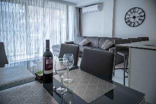 Seaside Luxury Apartment Vacation rental in Saint Paul's Bay