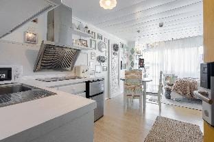 French Country Studio at Kapitolyo Pasig Apartment in Makati