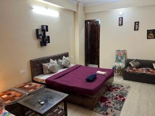 The Ultimate Escape Modern 1BHK  Flat Lift Tapovan Apartment in Rishikesh