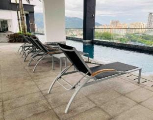 Urban Suite Island Seaview Penang Apartment in George Town