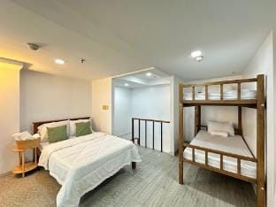 ADB Avenue tower Ortigas 15P Apartment in Pasig