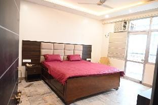 Narayan Palace-Luxury Homestay Apartment in Varanasi