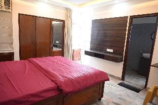 Narayan Palace-Luxury Homestay Apartment in Varanasi