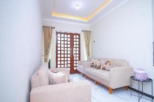 Villa Salsa A17  | Karaoke & Rooftop Vacation rental in Batu