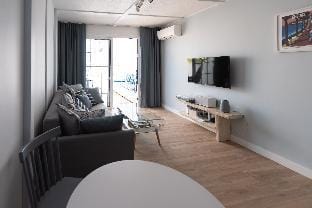 WOW APARTMENT WITH PRIVATE JACUZZI AND TERRACE Apartment in Los Cristianos