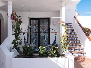 WOW APARTMENT WITH PRIVATE JACUZZI AND TERRACE Apartment in Los Cristianos