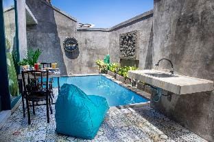 1BDR Modern Balinese Art Villas Villa in North Kuta