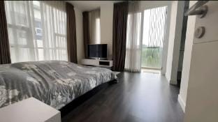 Golfview Condo Villa DagoResor 3BR 8peopl Big Pool Apartment in Bandung