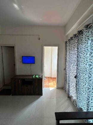 Comfy Haven for travelers near Whitefield Apartment in Bengaluru