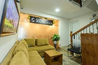 Sichu Chen is located in Patan Apartment in Kathmandu