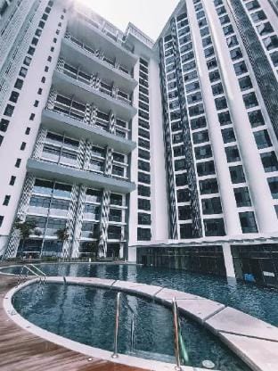 THE SHORE KOTA KINABALU BY Ann Seaview Condo Apartment in Kota Kinabalu