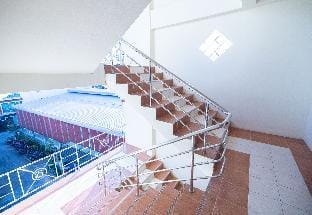 G house guest house /99 Apartment in Patong
