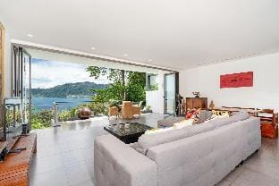 Atika Villas eight oceanfront pool villa Vacation rental in Patong
