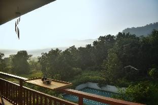 Mountainview Paradise Apartment in Maharashtra