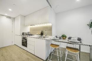 A Lovely Apt Near Crown Casino & Southgate Mall Vacation rental in Southbank