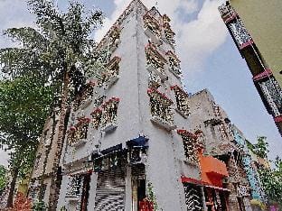 Hotel O New Rainbow Palace Vacation rental in Kolkata