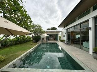 Lada A Pool villa Villa in Choeng Thale