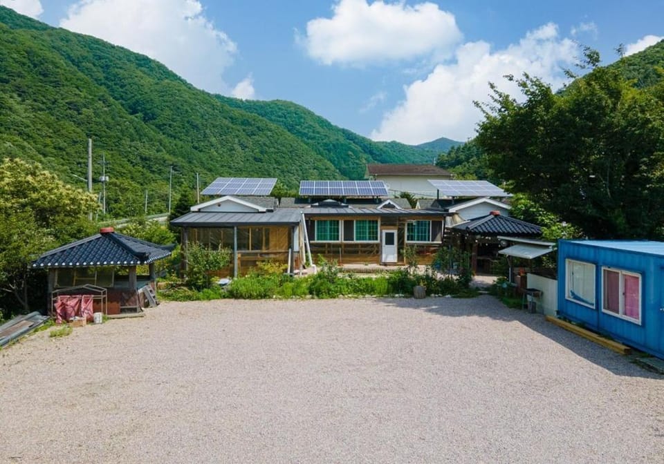 Nolbu and Heungbu Pension Bed and Breakfast in South Korea