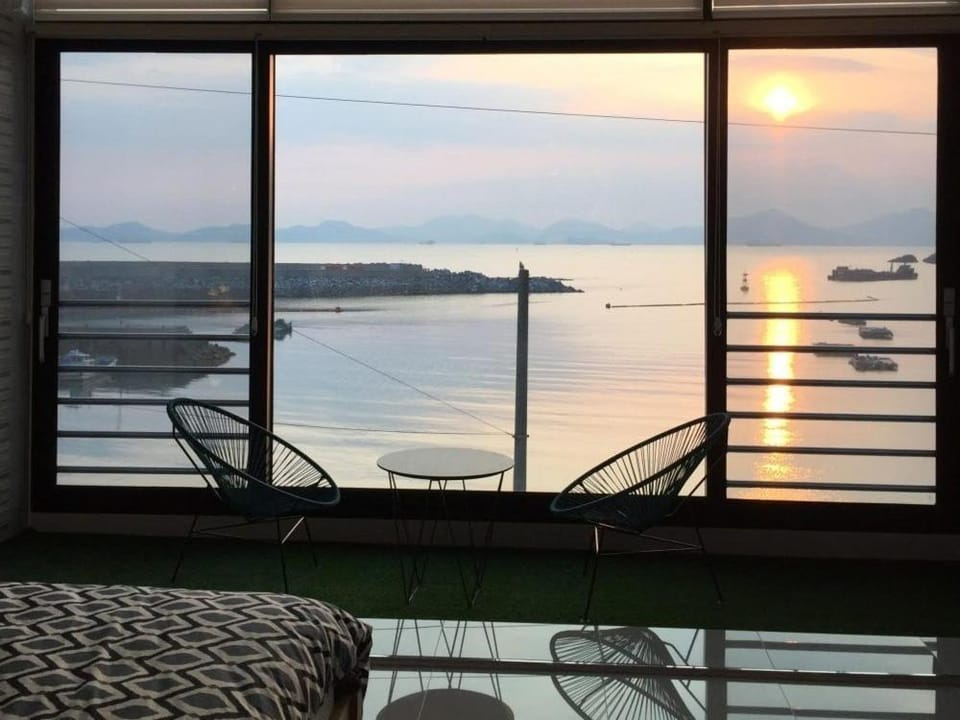 Namhae Ocean Lounge Pension Bed and Breakfast in South Korea