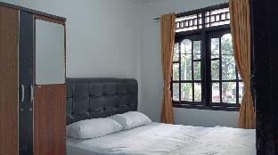 A 3BR Villa With a Mountain View, Casa Rahmah Villa in Cisarua