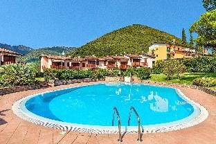 Poggio San Michele 2 by Wonderful Italy Apartment in Lake Garda