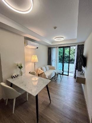 NearCentral Festival, Infinity Pool & Comfort room Vacation rental in Chiang Mai