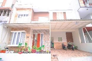 Villa Ceria | Private Pool & Rooftop Vacation rental in Batu