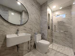 Attic✦Partial Seaview Japanese Muji Studio Nflx#91 Vacation rental in Malacca