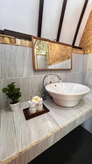 Nelly Homestay Vacation rental in Pemenang