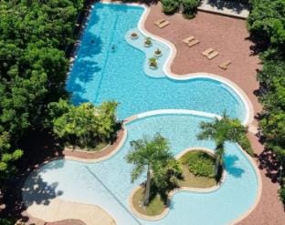 La Mirada Residences 8 - Lux. 1 BR Suite sea-views Apartment in Lapu-Lapu City