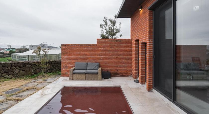 Ohyungjae Private Pool Villa Apartment in South Korea
