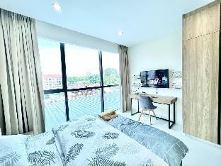 Jeff and Ricky Homestay 93@Kozi Square Mall Apartment in Kuching