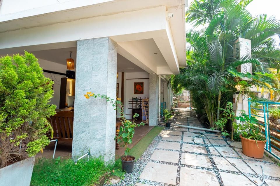 Apricot service apartments and hotel Apartment in Canacona