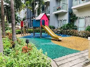 Studio 5P FL w/ Balcony across Terminal 3 Airport Vacation rental in Pasay