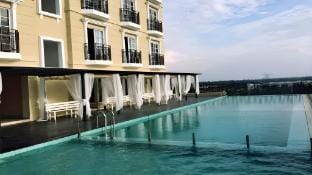 Champs Elysees Homestay by Landmark @ Kampar Apartment in Perak