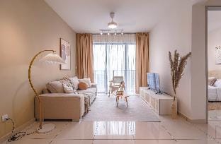 Joyful 3R2B| 7pax 15 mins  Pavillion by Nexx Field Apartment in Federal Territory of Kuala Lumpur