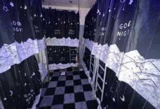 Sphinx Hostel Apartment in Dubai