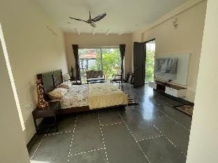 Bliss Farm Stays - Lilly Villa in Secunderabad
